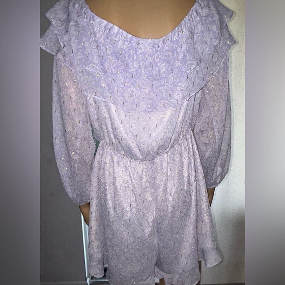 Express, lavender, off the shoulder romper. Sz L - Picture 9 of 14